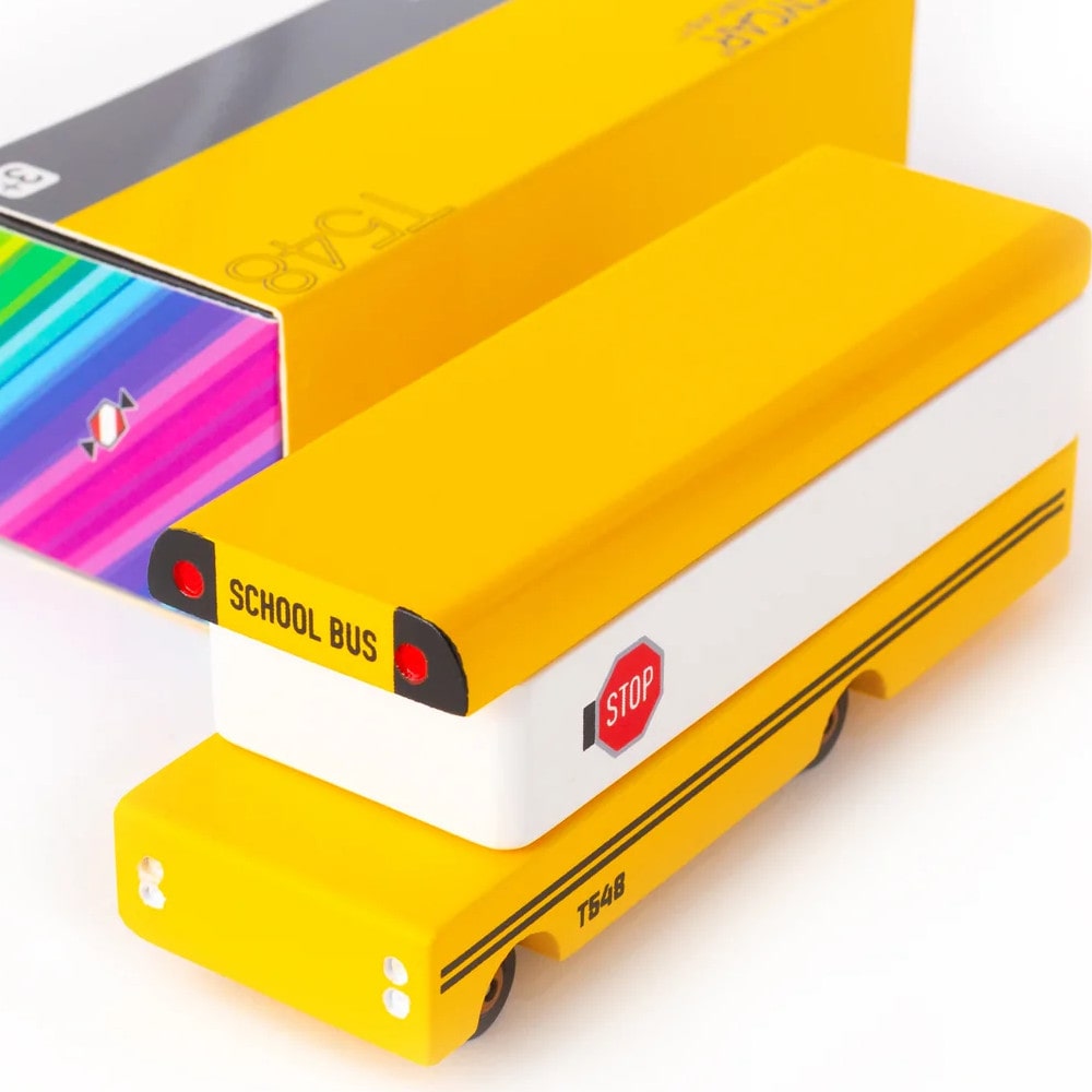 Candylab Candy Schoolbus3-min