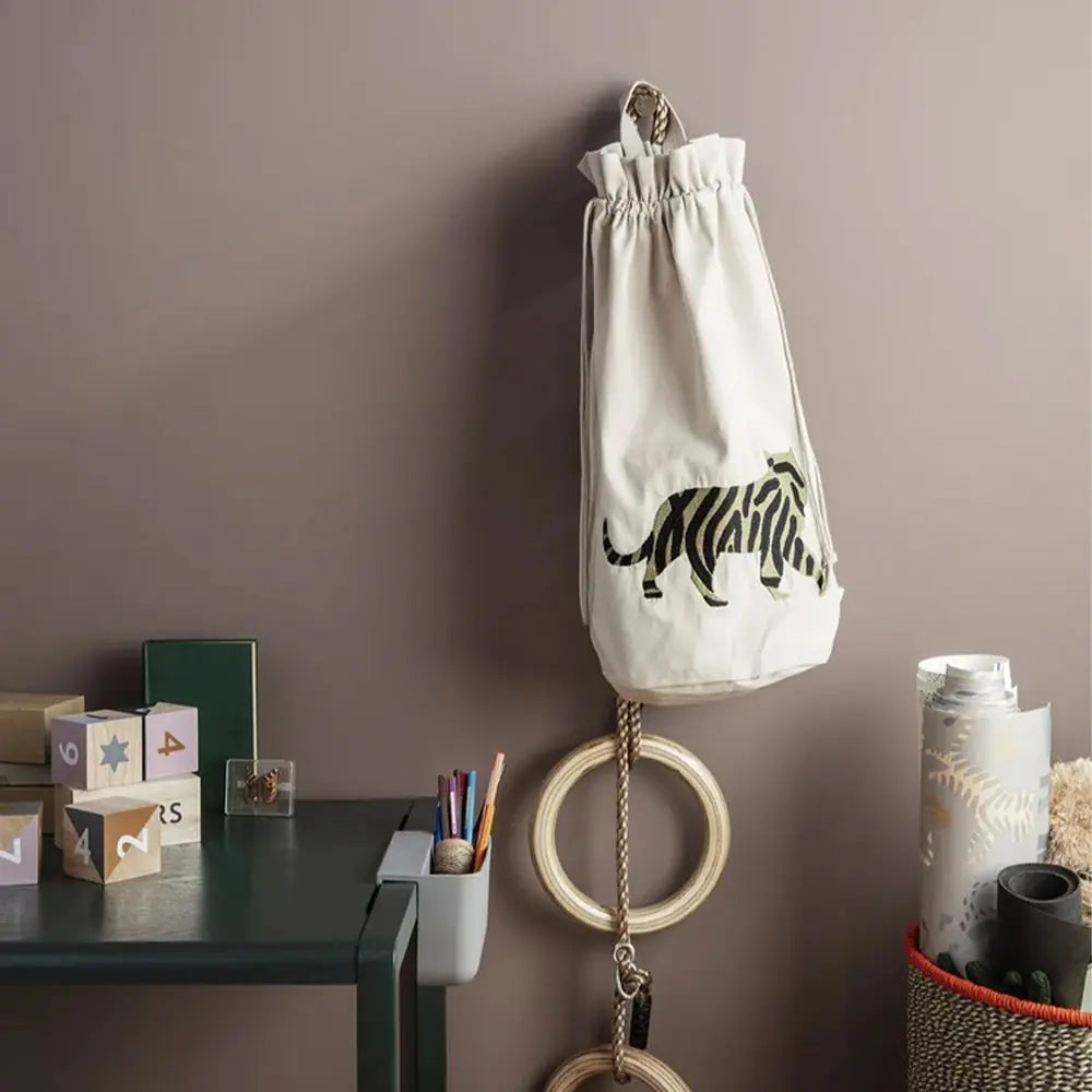 ferm-living-opbergzak-tijger-2-min