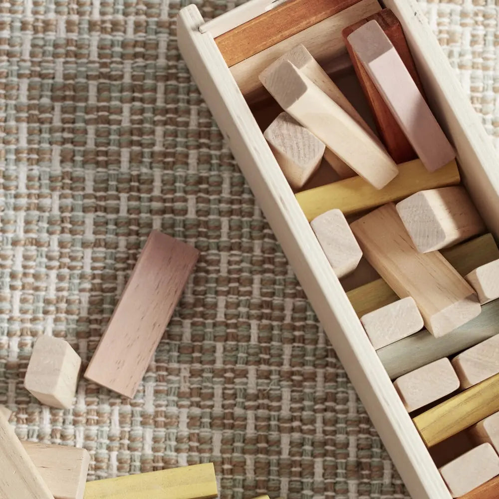kids-concept-houten-blokjes-in-houten-doos-1-min