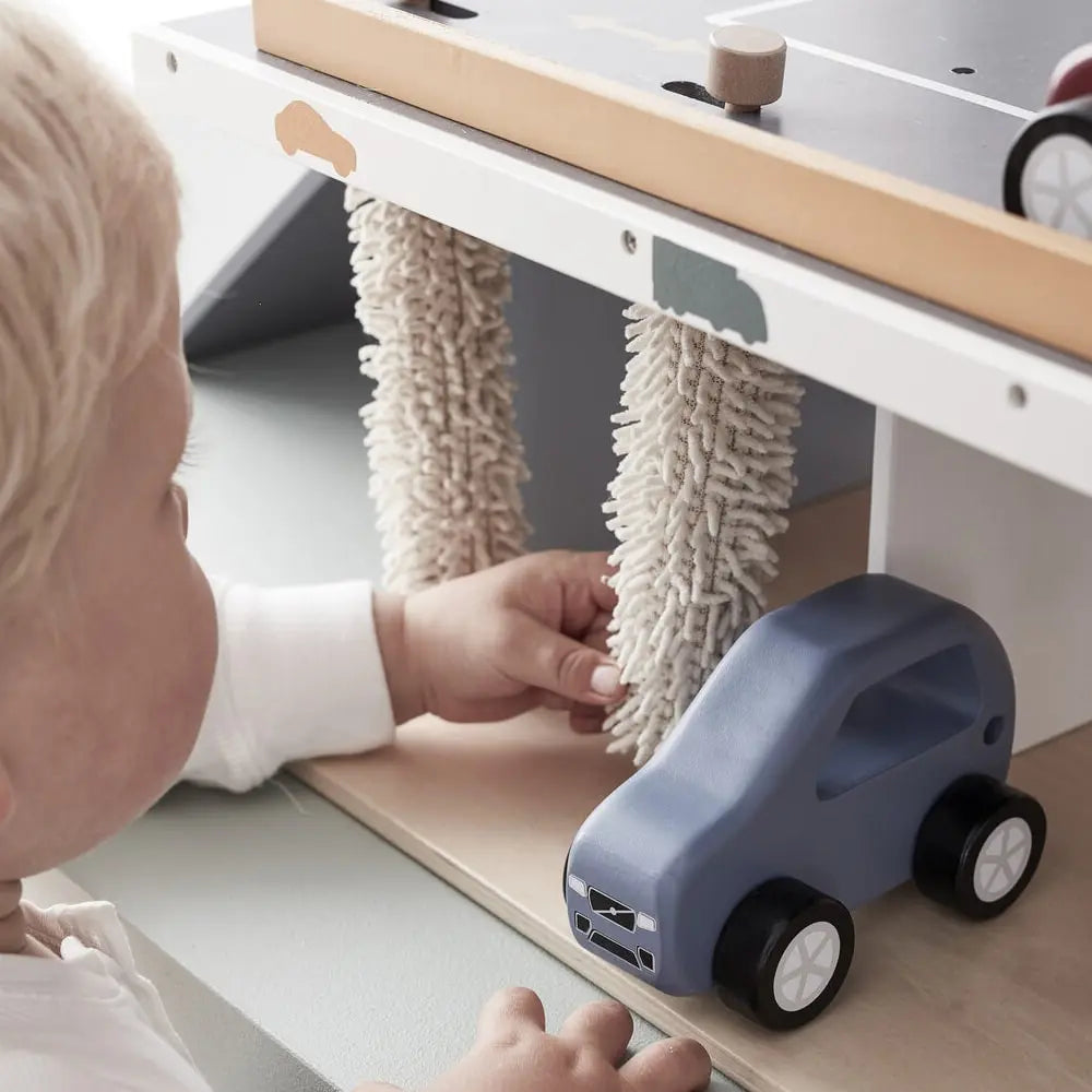 kids-concept-suv-car-aiden-2-min