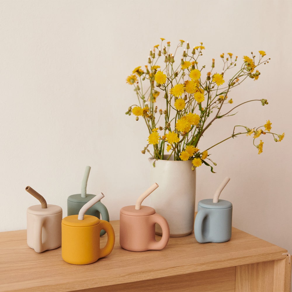 liewood-jenna-beker-met-rietje-4-min