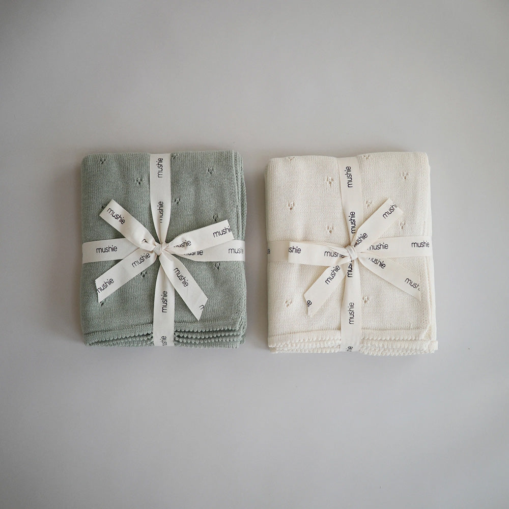 mushie-gebreide-deken-pointelle-80x100cm-sage-melange-4