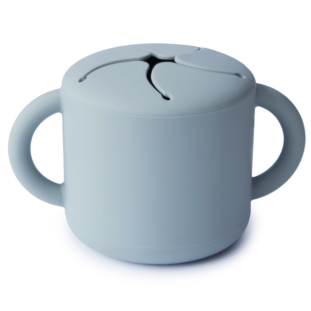 mushie-siliconen-snack-cup-powder-blue-min