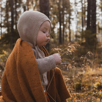 Hvid Strikmutsje Dolly - Sand Hvid