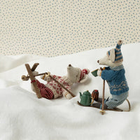 Maileg Winter Mouse With Ski Set Mother -15cm