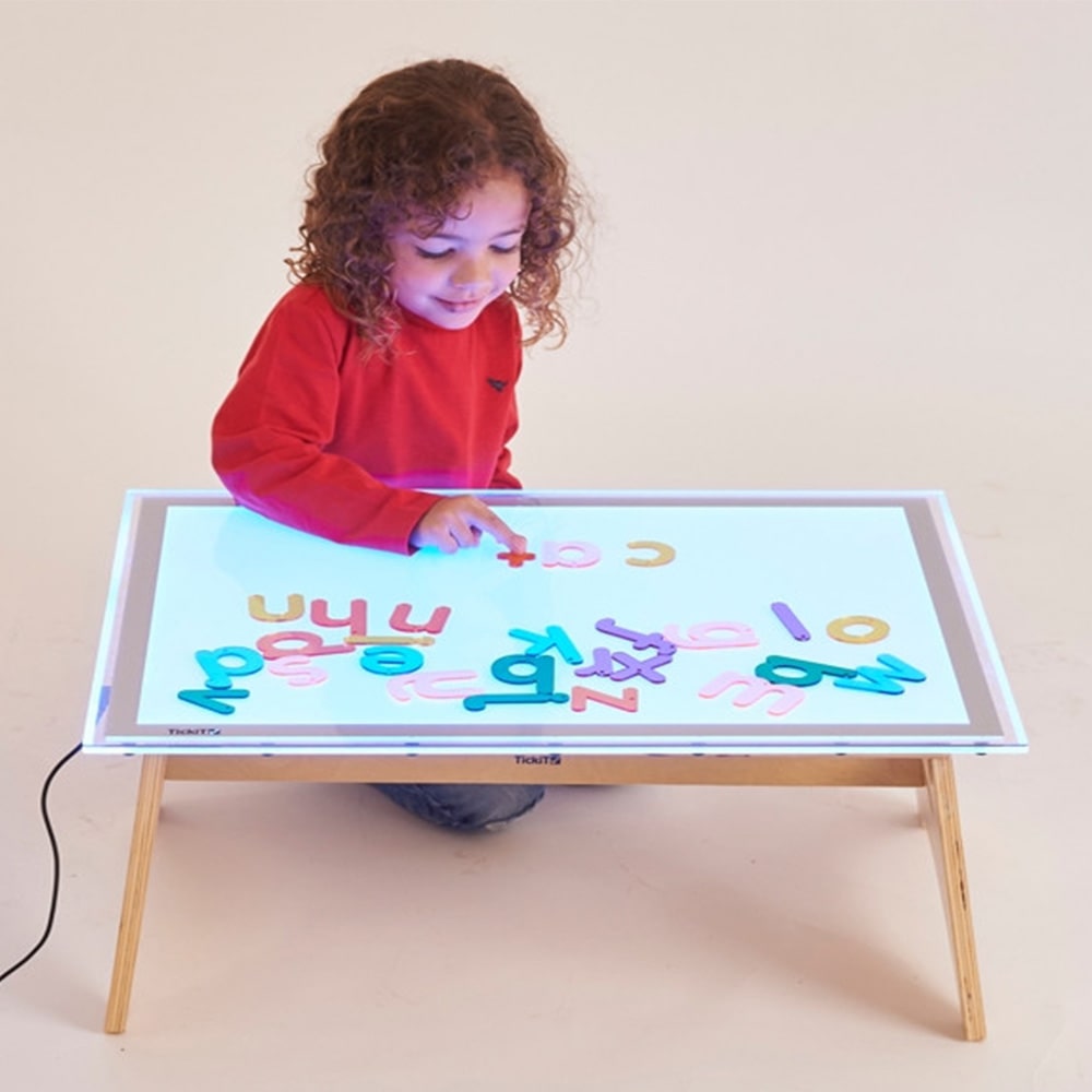 a2-changing-light-panel-table-set-3-min