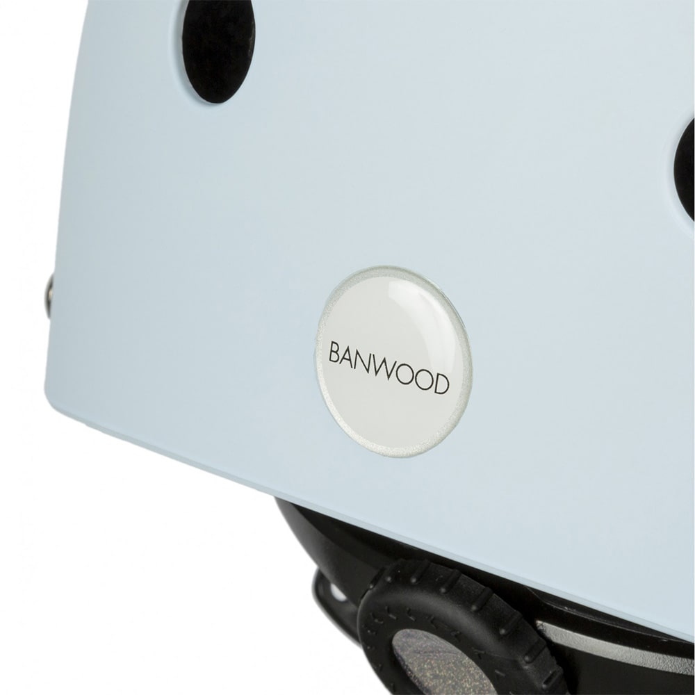 banwood-fietshelm-licht-blauw-2-min
