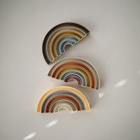 mushie-stapel-regenboog--min