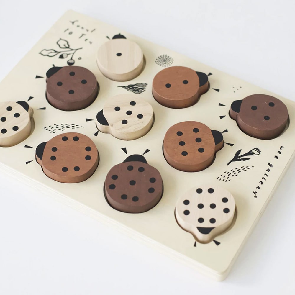wee-gallery-houten-puzzel-count-to-10-ladybugs-2-min